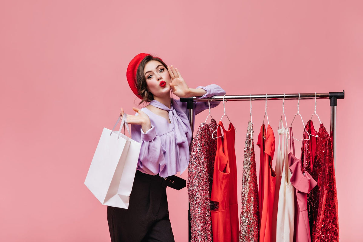 Fast Fashion vs Sustainable Fashion: Which Side Are You On?