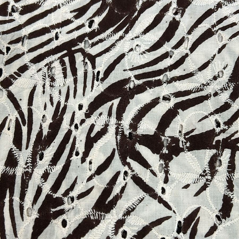 Cotton Schiffli Yarn Dyed Fabric FFFS15