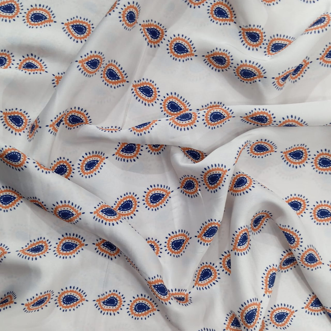 Paisley Inline Print On Korean Satin KSPL26