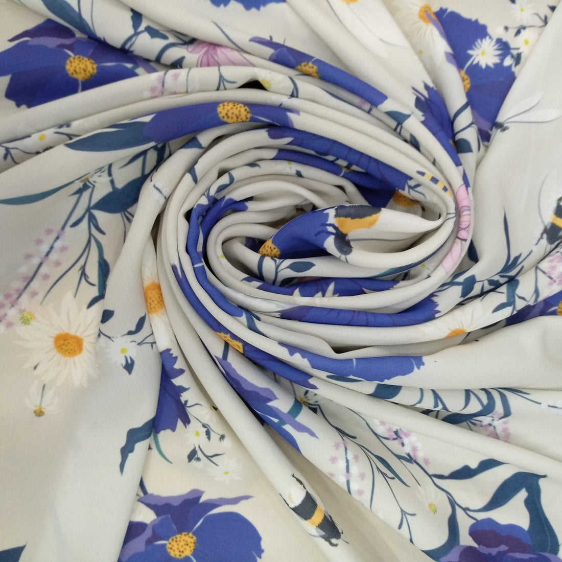 White Base Blue Flower Print On Royal Georgette RGPA52