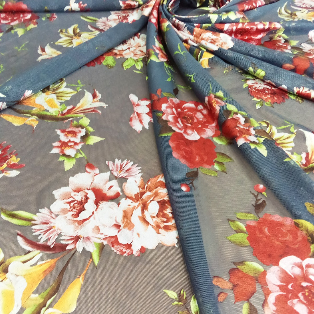 Grey Red Floral Print On 3D Net 3DPS12
