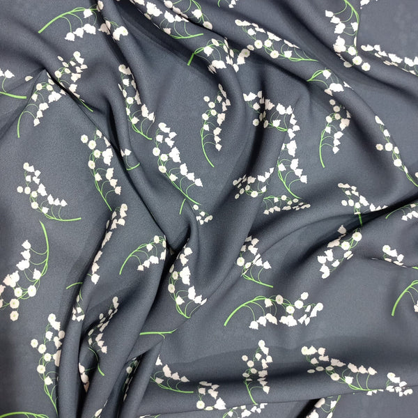 White Flower Print On Royal Georgette RGPA24