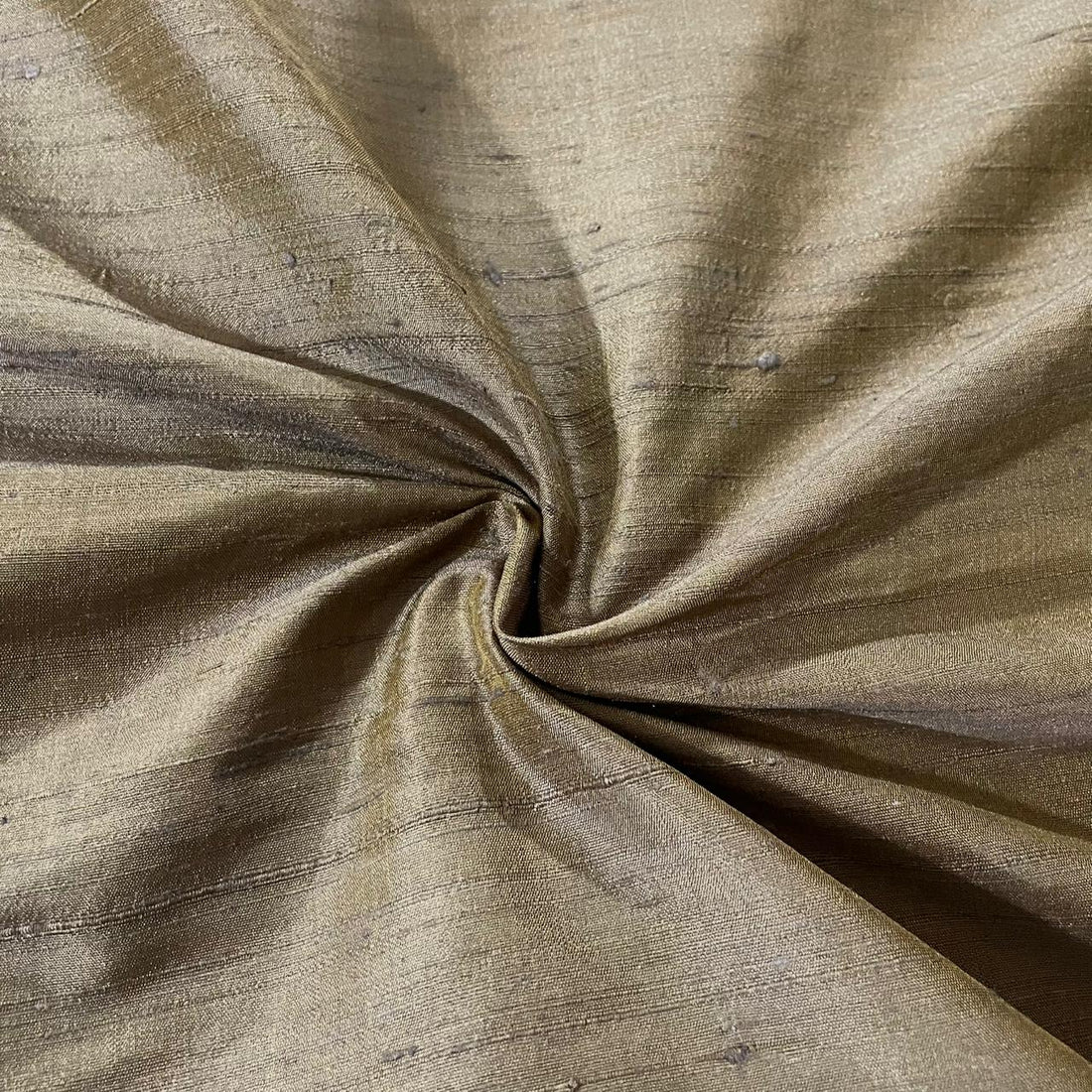 Raw Silk Dupion Woven Fabric RS35