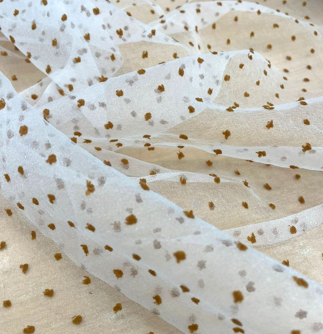 Madonna Organza (Two Tone)(Dusty Mustard on White 13)