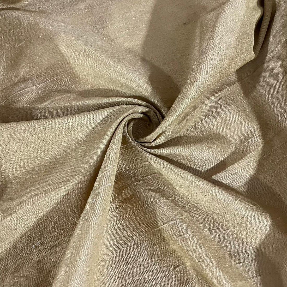Raw Silk Dupion Woven Fabric RS114