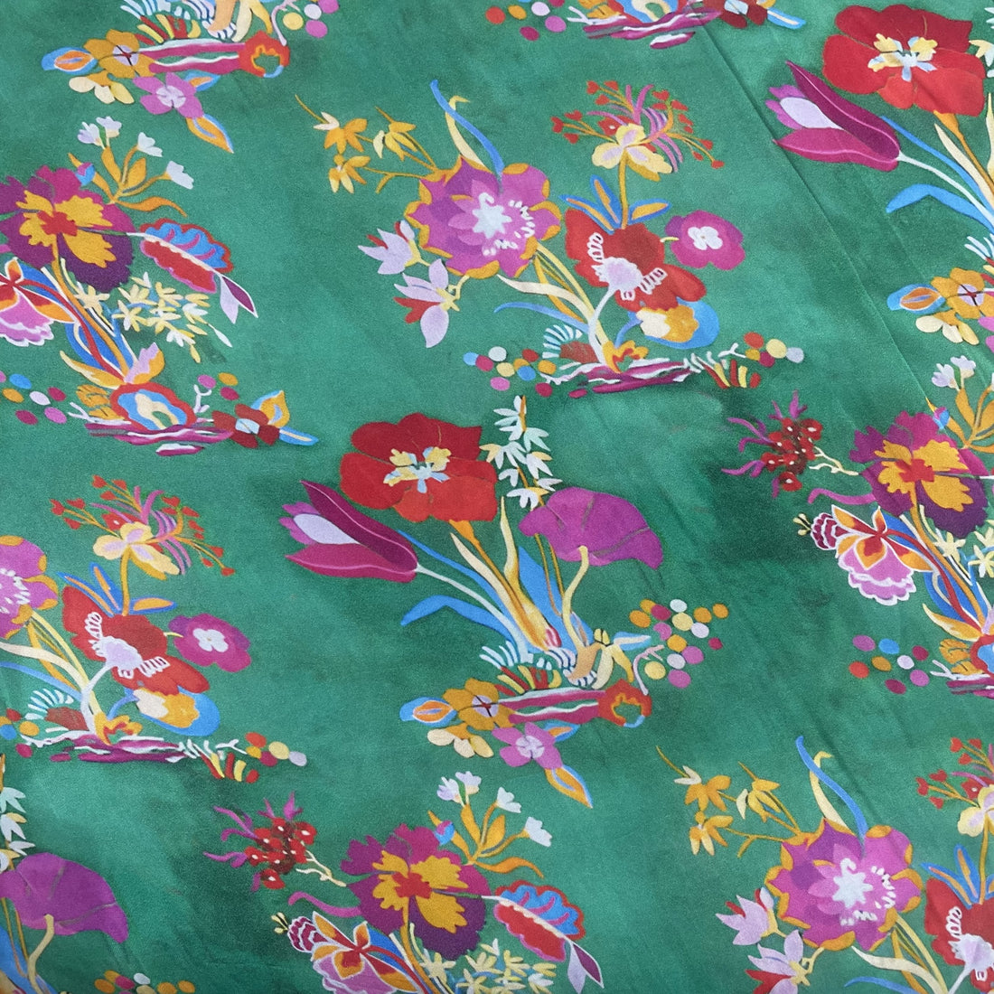 Vegan Silk Satin Print VSSP023