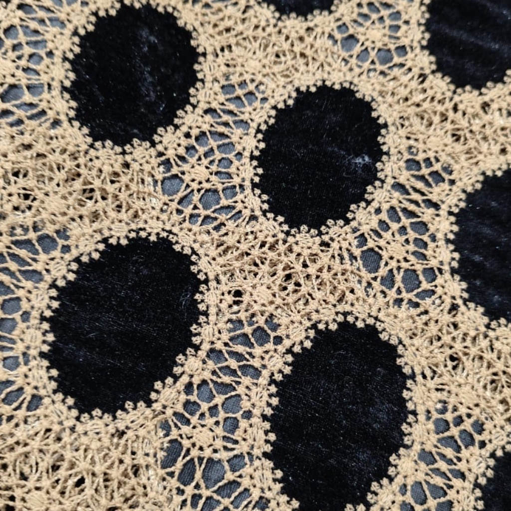 Vintage Circular Cutwork Fabric AGT0624