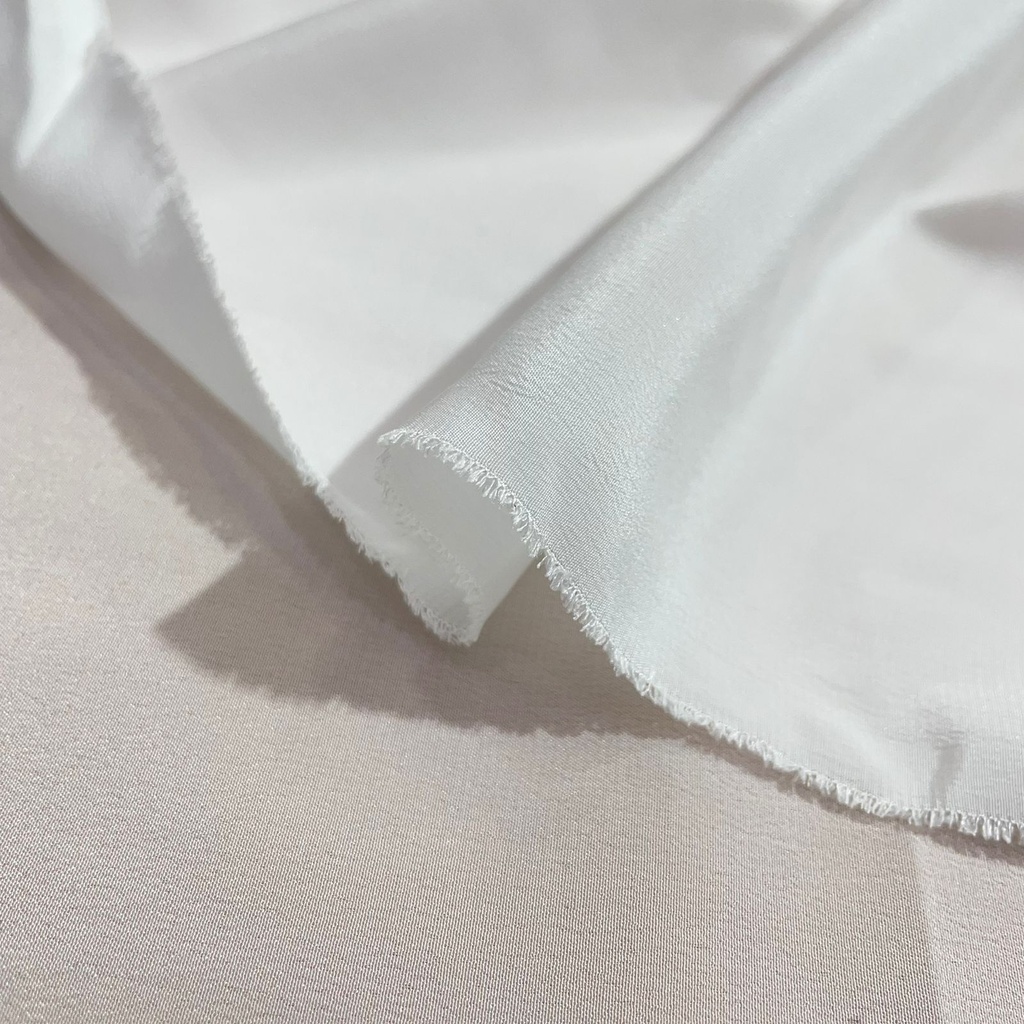 Silk Crepe 80 GMS (16 MM)