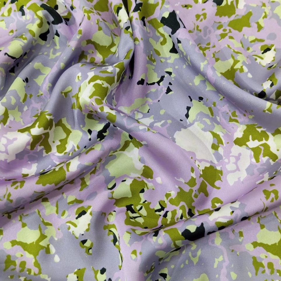 Leaf In Pond Print On Korean Satin SS22N KSPB62