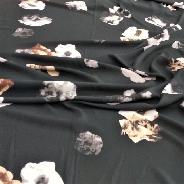 Black And Bloom Print On Snake Crepe S23-SCPS1