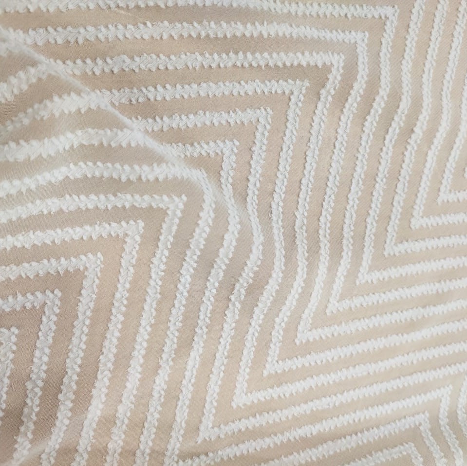 Clip Jacquard Dyed Fabric (Zig-Zag, White)